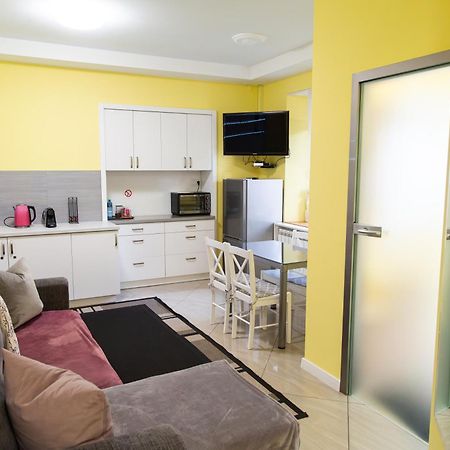 Apartament Przy Rynku Ostrowiec Świętokrzyski Esterno foto