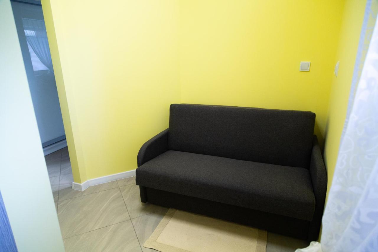 Apartament Przy Rynku Ostrowiec Świętokrzyski Esterno foto